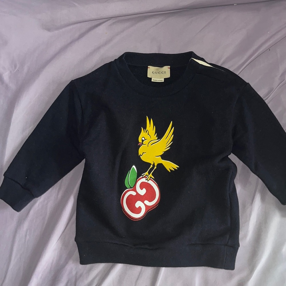 Baby GUCCI GG apple print sweatshirt